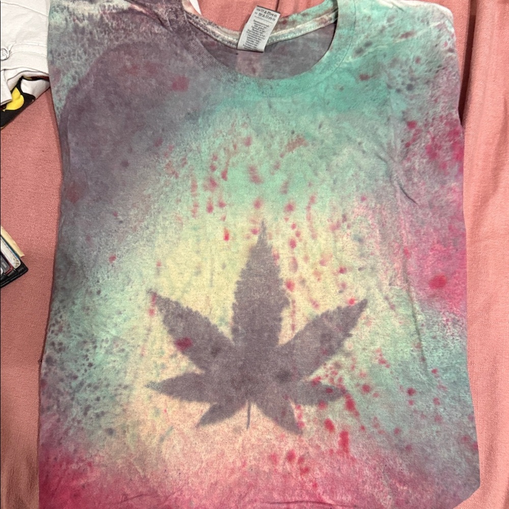 Tie-Dye Leaf Print Shirt